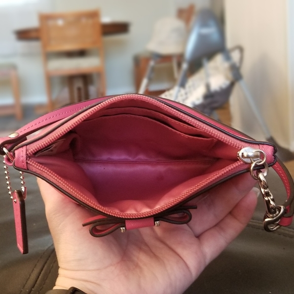 🔴SOLD🔴Coach Saffiano Wristlet and Coin Purse - Picture 4 of 8